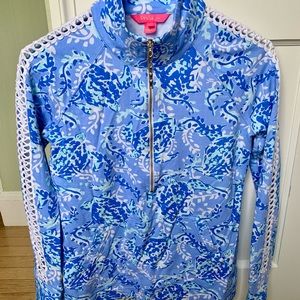 Sold! Lilly Pulitzer UPF 50+ Skipper Popover XS - Beautiful print